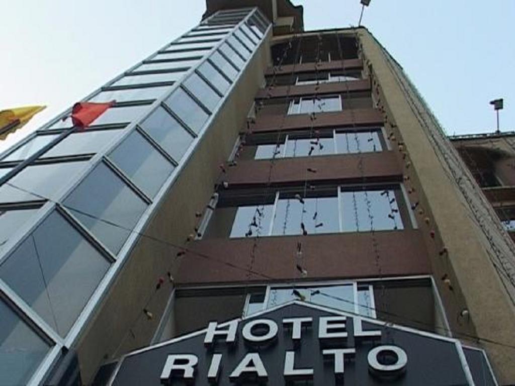 Hotel Rialto กูวาฮาติ ภายนอก รูปภาพ